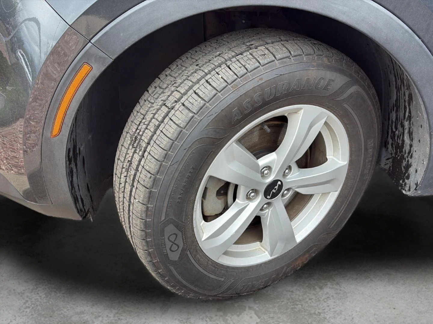 Used 2022 Gravity Gray Kia LX image 8