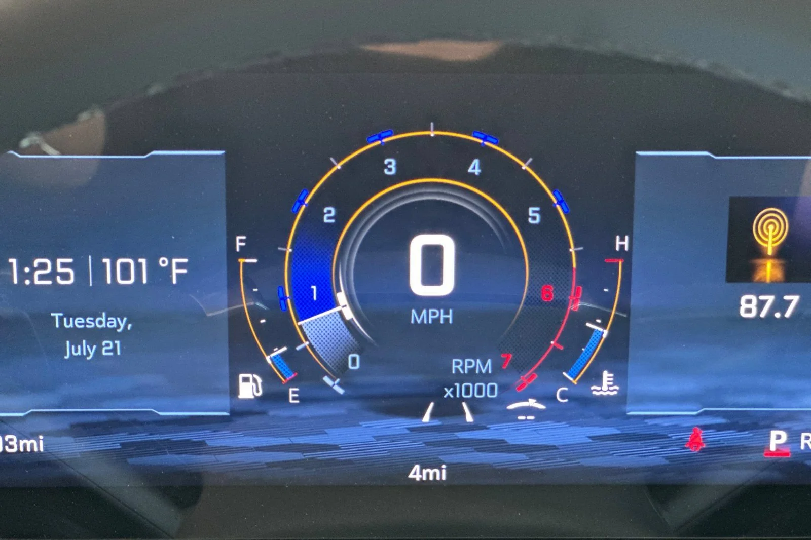 New 2027 Mosaic Black Metallic Chevrolet LT image 26