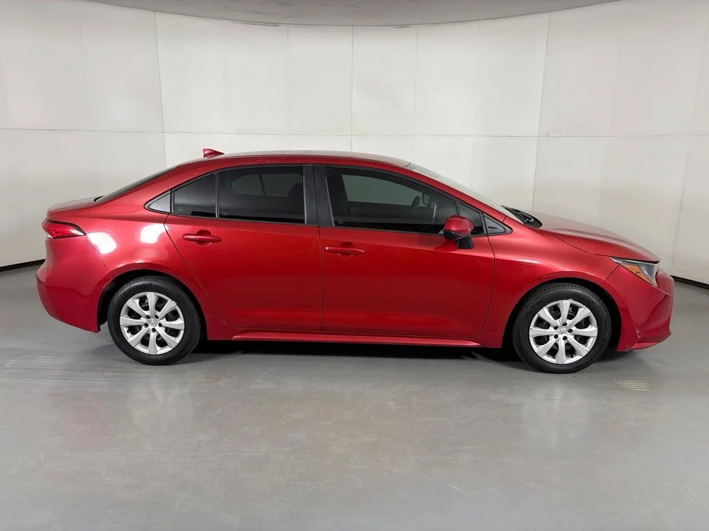 Used 2020 Red Toyota LE image 9