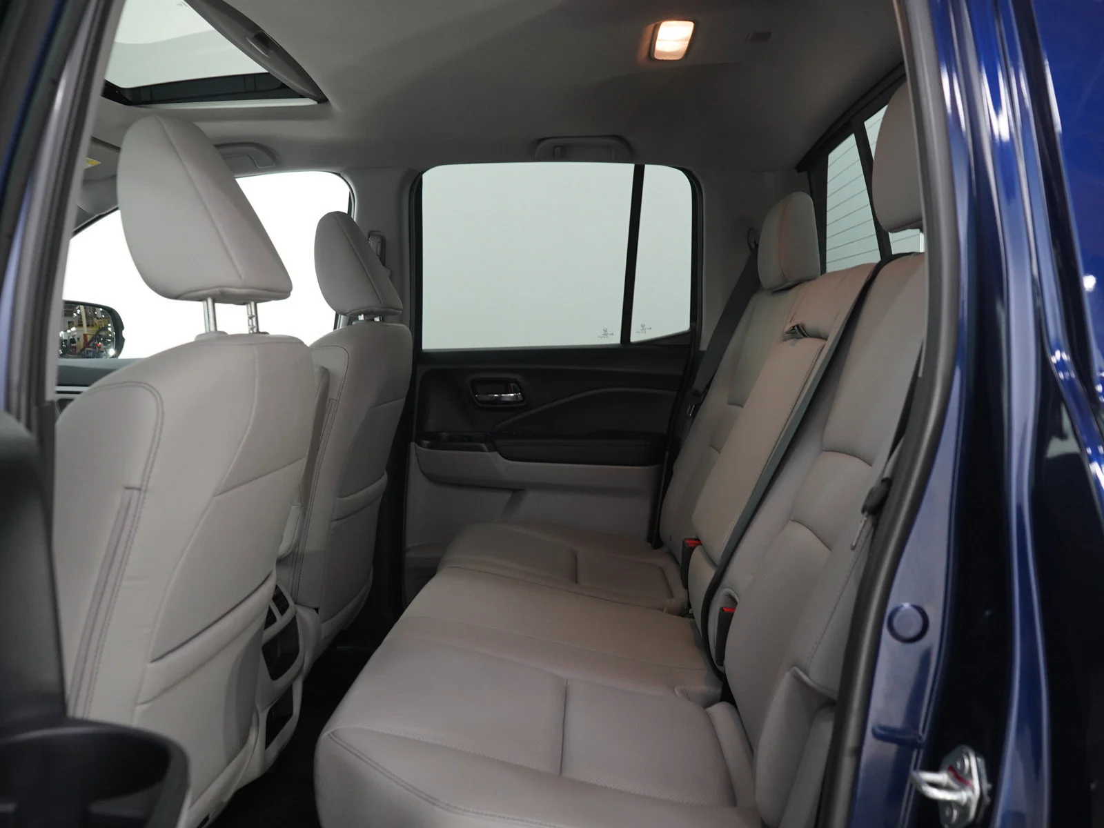 Used 2023 Blue Honda RTL AWD image 15
