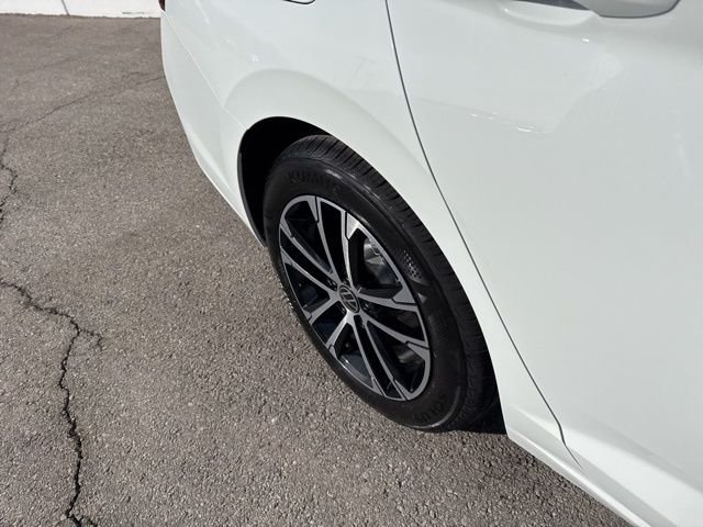 New 2026 Pure White Volkswagen 1.5T Sport image 6