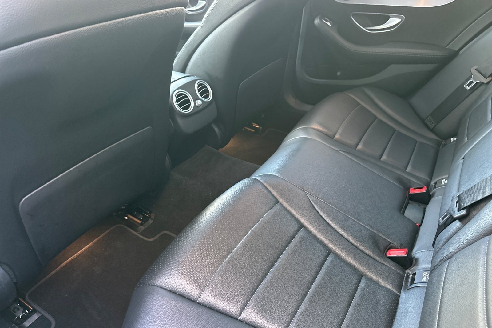 Used 2019 WHITE Mercedes-Benz C 300 image 11
