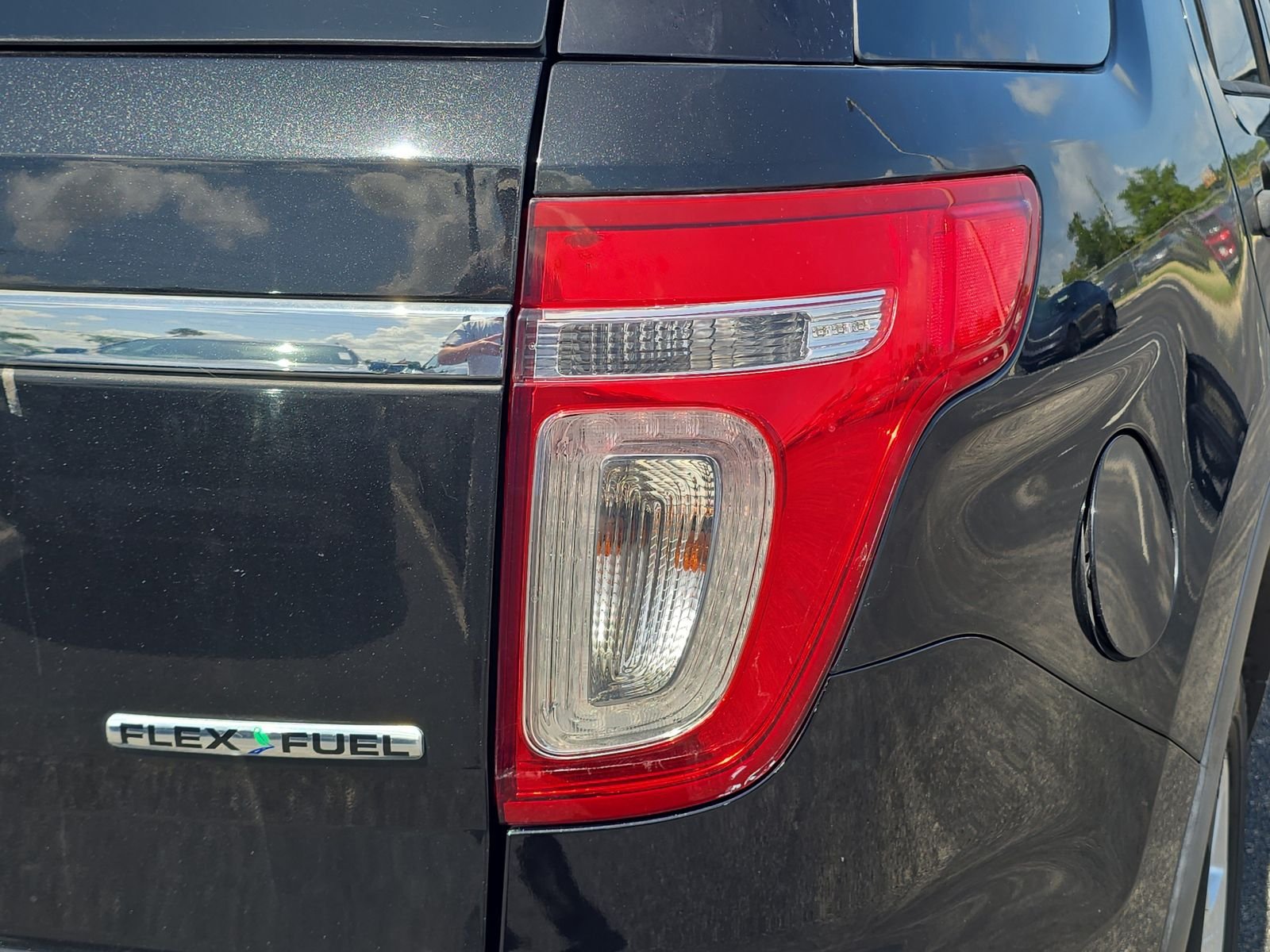 Used 2014 Black Ford Base image 8