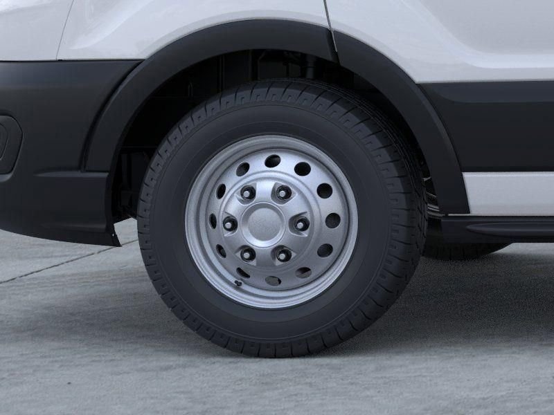 New 2026 Oxford White Ford Cargo Van image 22