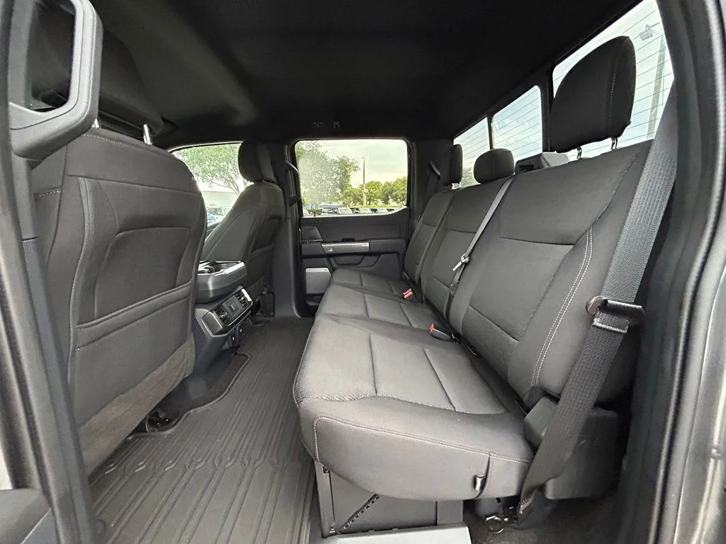 Used 2022 Gray Metallic Ford XLT image 34
