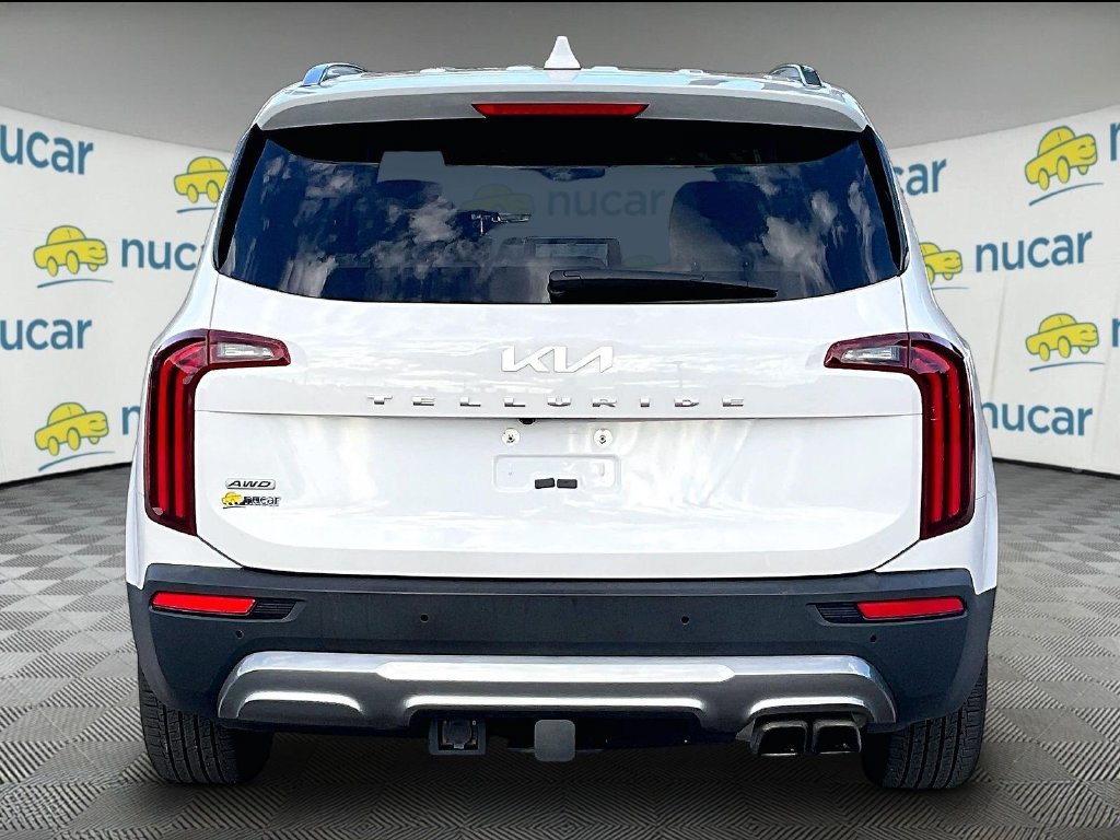 Used 2022 Glacial White Pearl Kia EX image 5