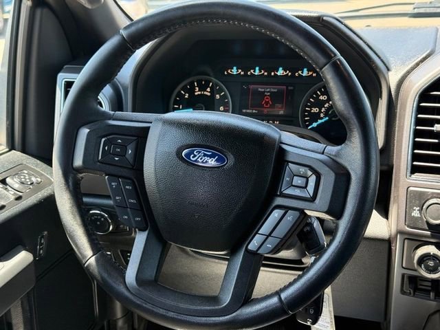 Used 2018 Black Ford XLT image 12