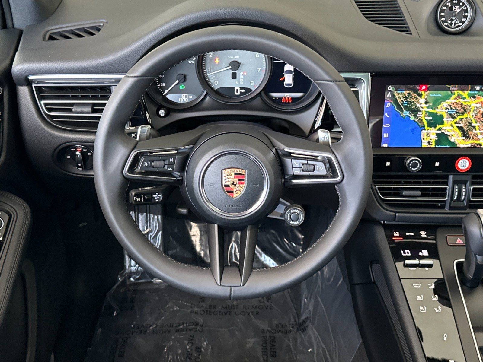 2026 Porsche Macan S - Photo 14