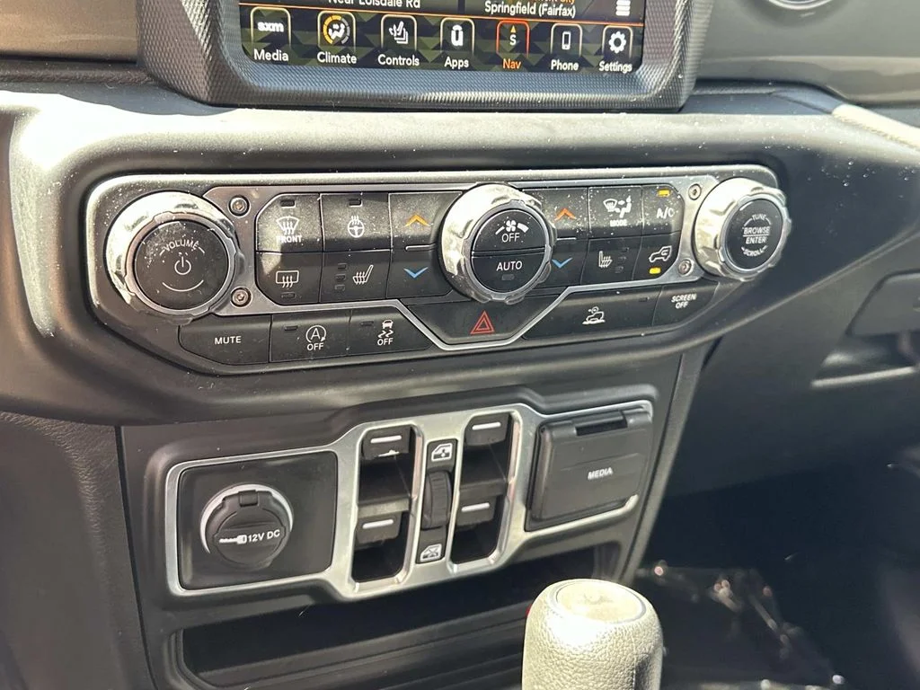 Used 2022 Gray Jeep Unlimited Sahara image 22