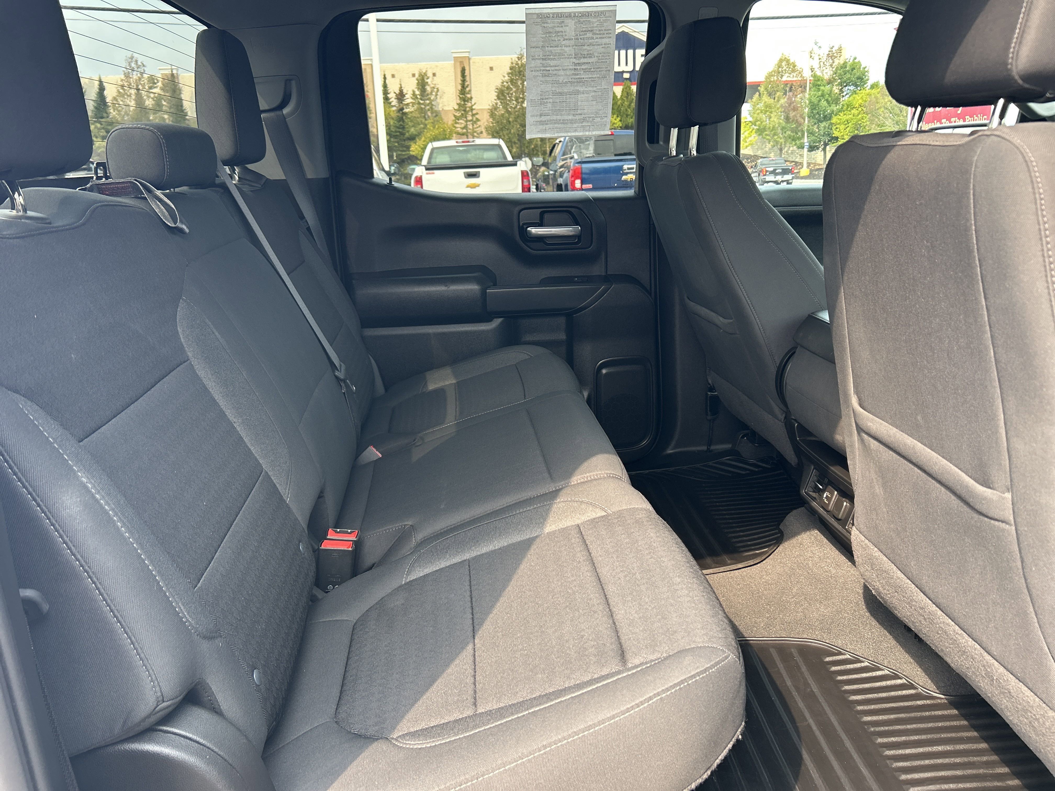 2022 Chevrolet Silverado 1500 Limited LT - Photo 11