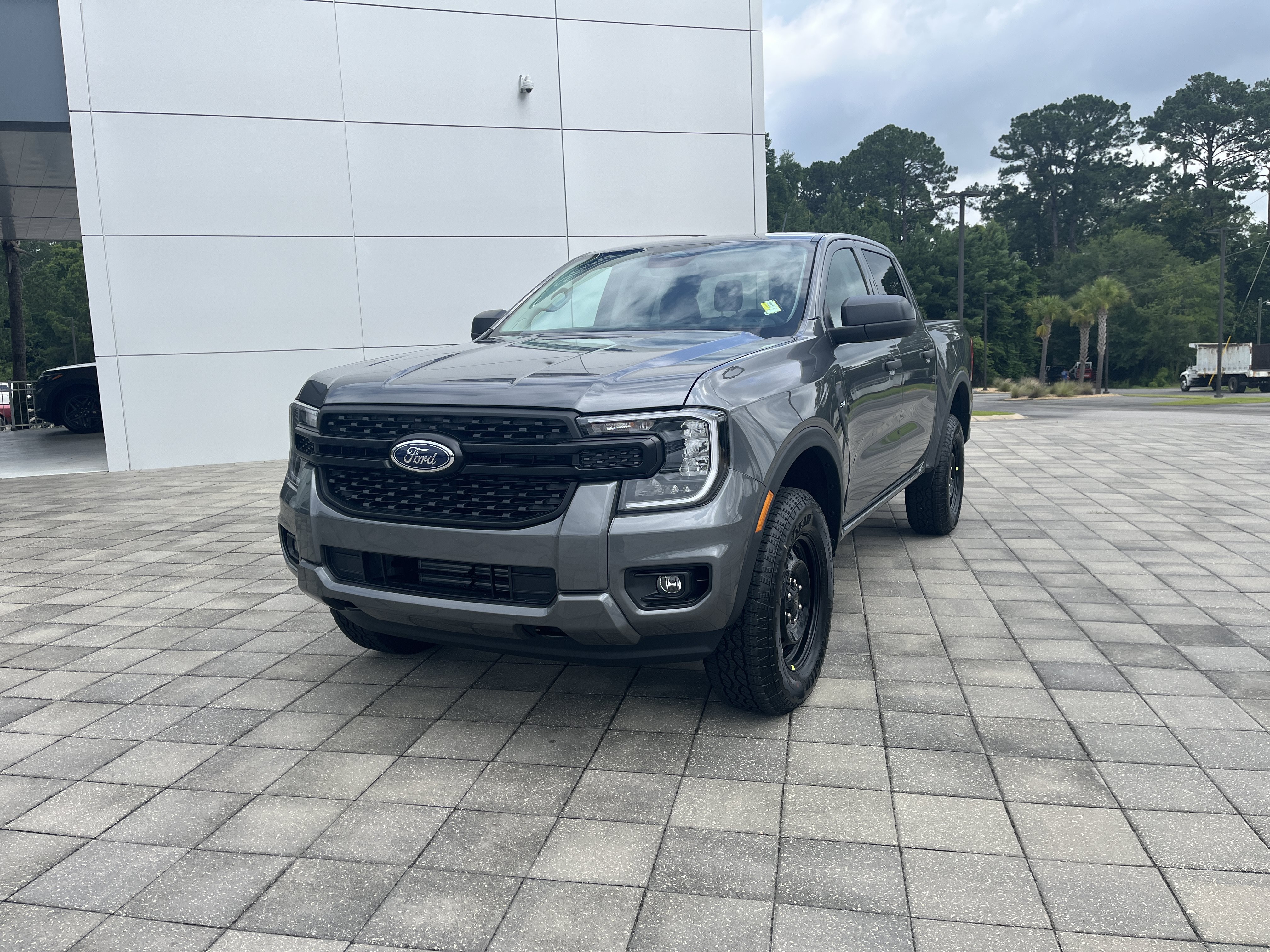 New 2026 Carbonized Gray Metallic Ford XL image 2