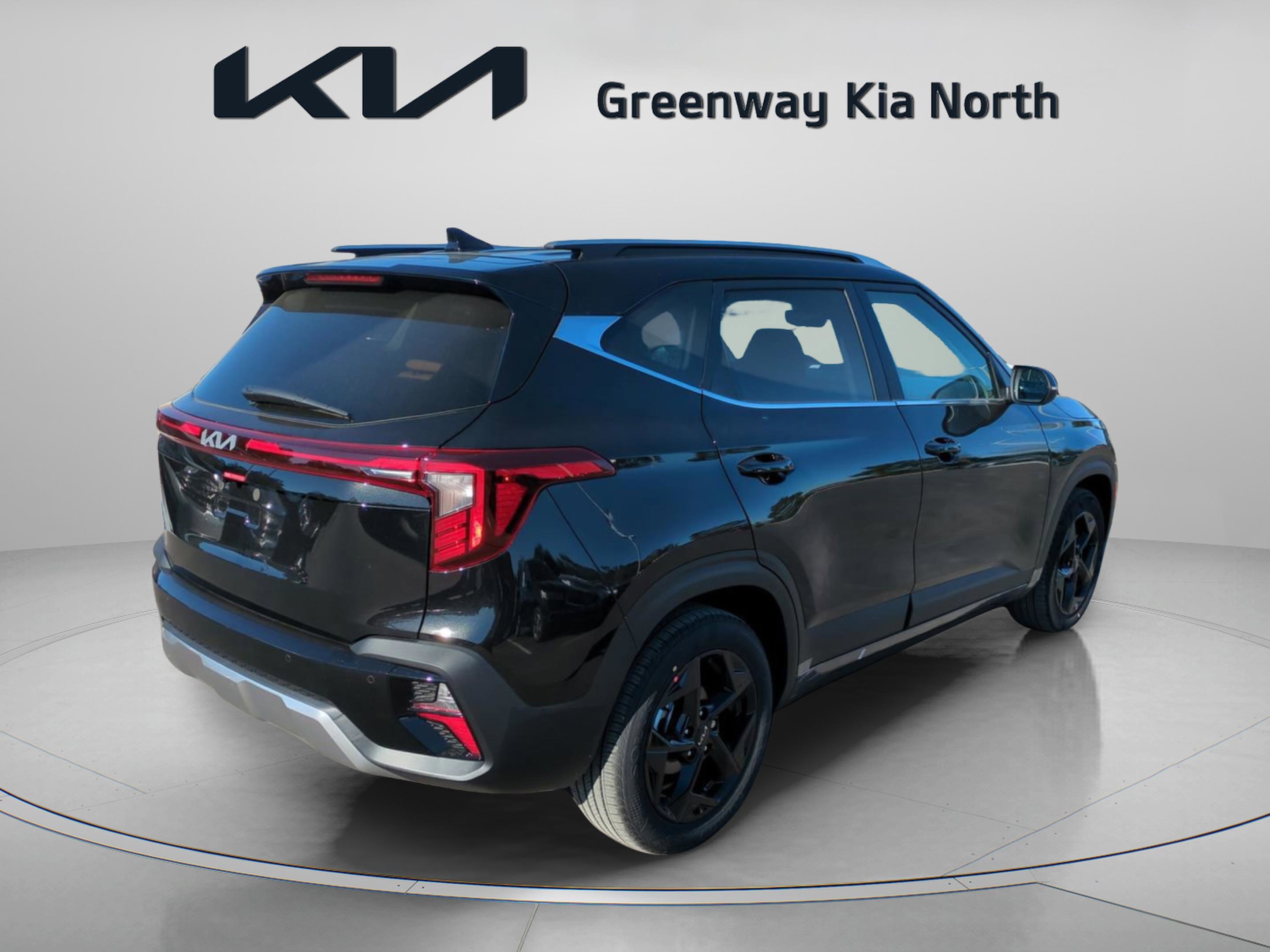 New 2026 Fusion Black Kia EX image 8