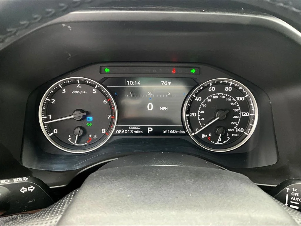 Used 2023  Mitsubishi SE image 13