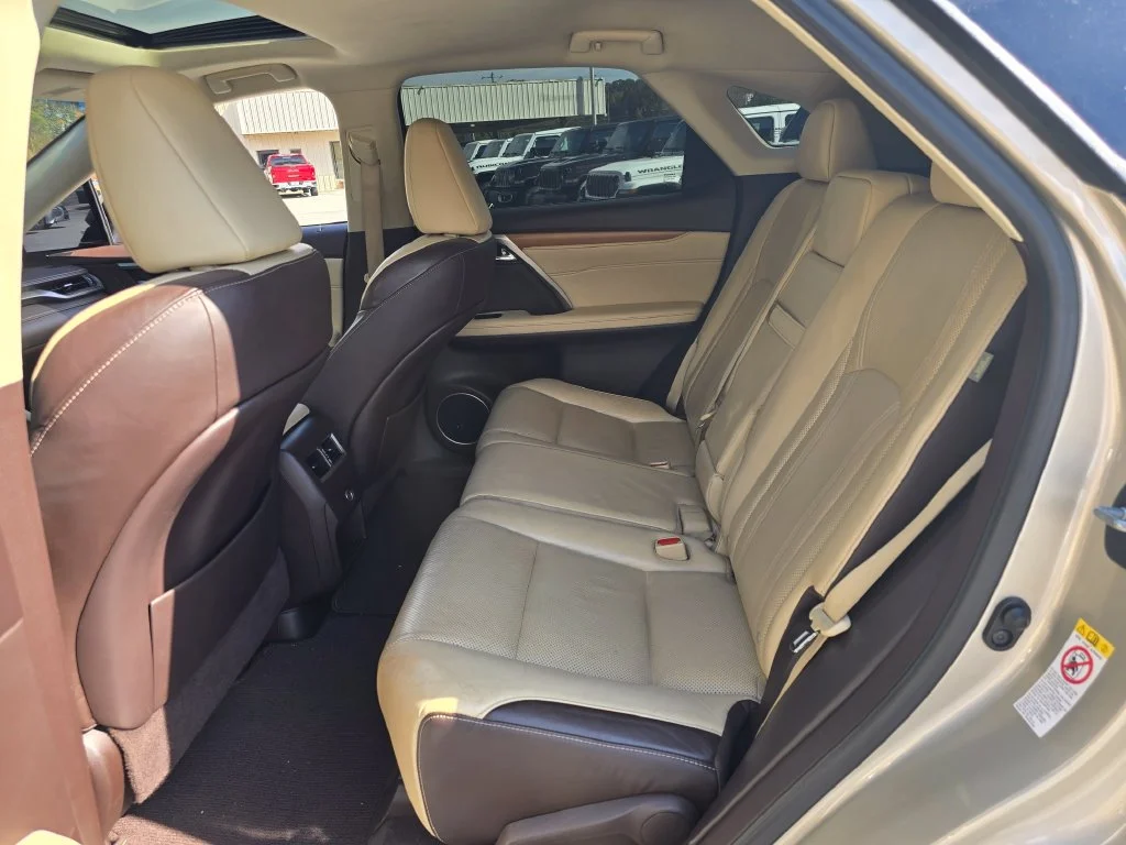 Used 2017  Lexus 350 image 26