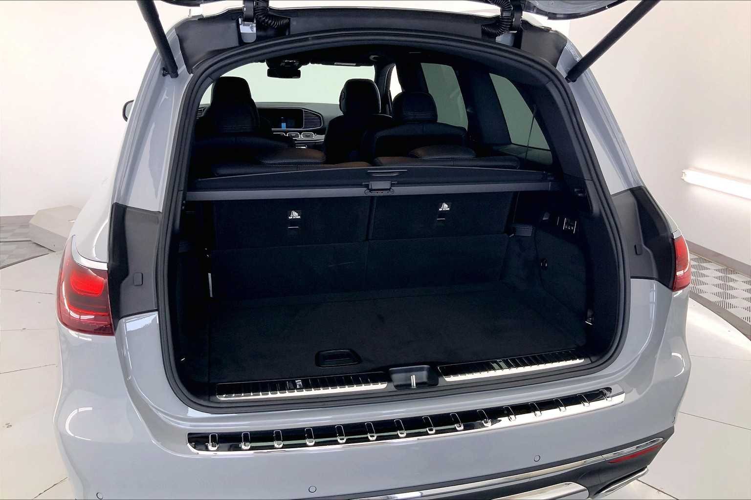 New 2025 MANUFAKTUR Alpine Grey Mercedes-Benz GLS 450 image 19