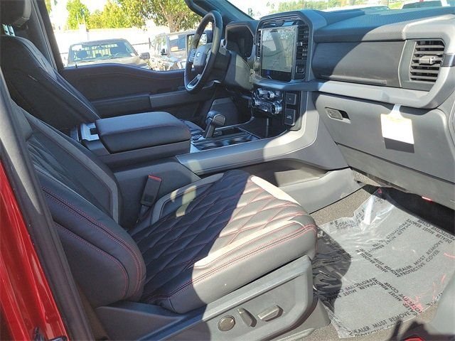 New 2025 Rapid Red Metallic Tinted Clearcoat Ford XLT image 17
