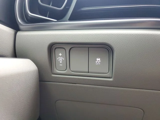 New 2026 Glacial White Pearl Kia S image 31