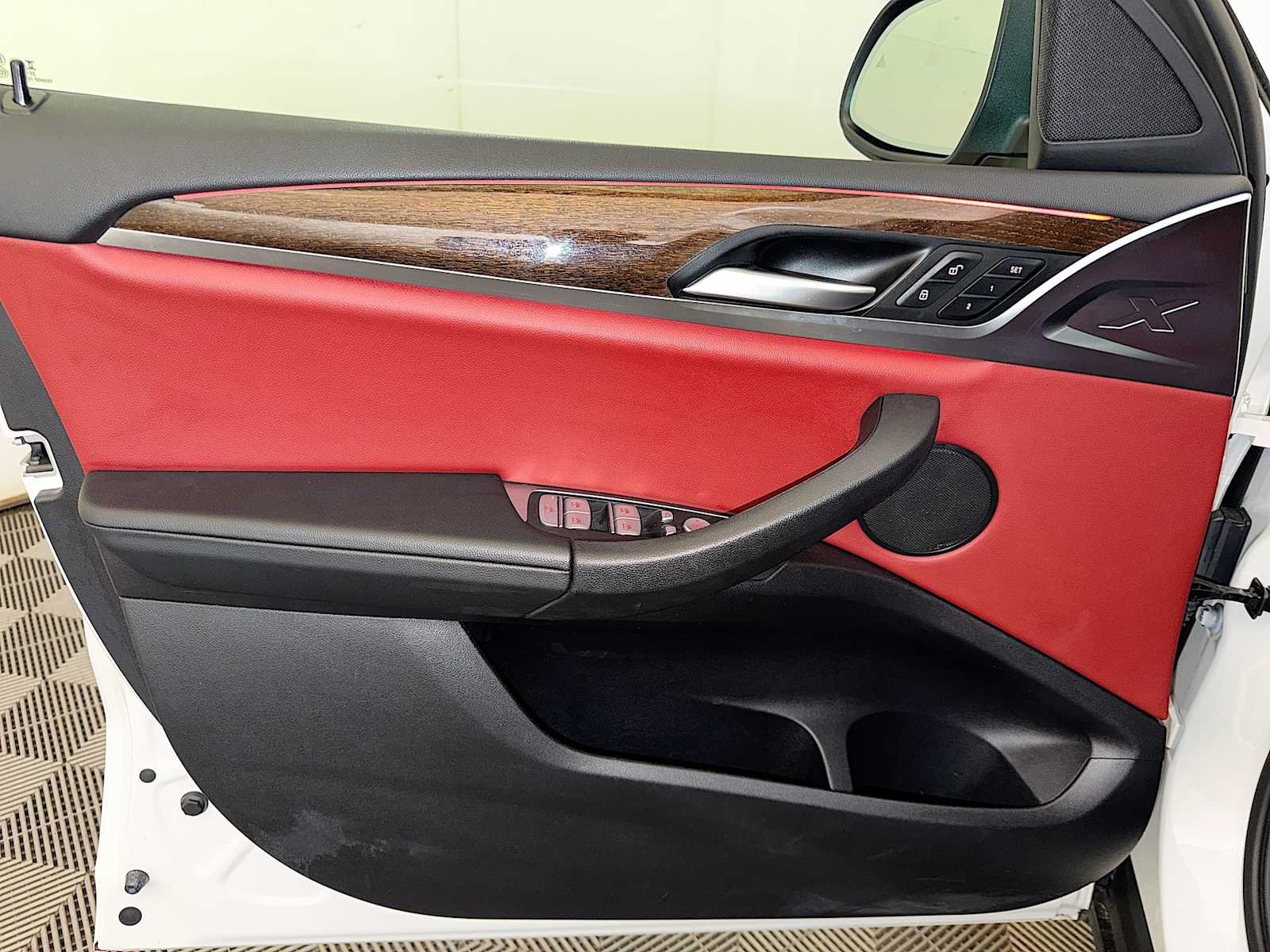 2023 BMW X4 30i - Photo 11