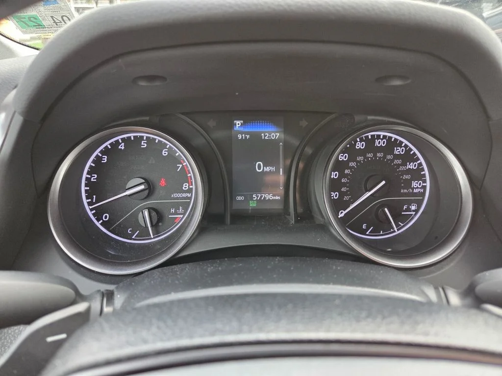 Used 2023 Silver Toyota SE image 14