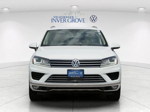 Used 2016 Volkswagen Touareg Sport with VIN WVGEF9BP4GD003050 for sale in Inver Grove Heights, Minnesota