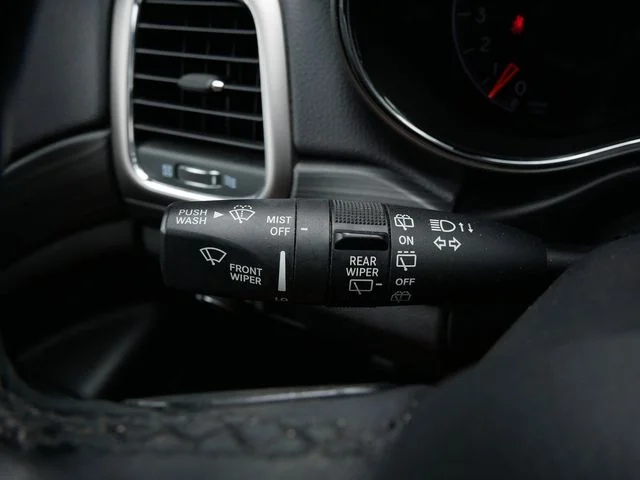 Used 2019 Diamond Black Jeep Altitude image 19