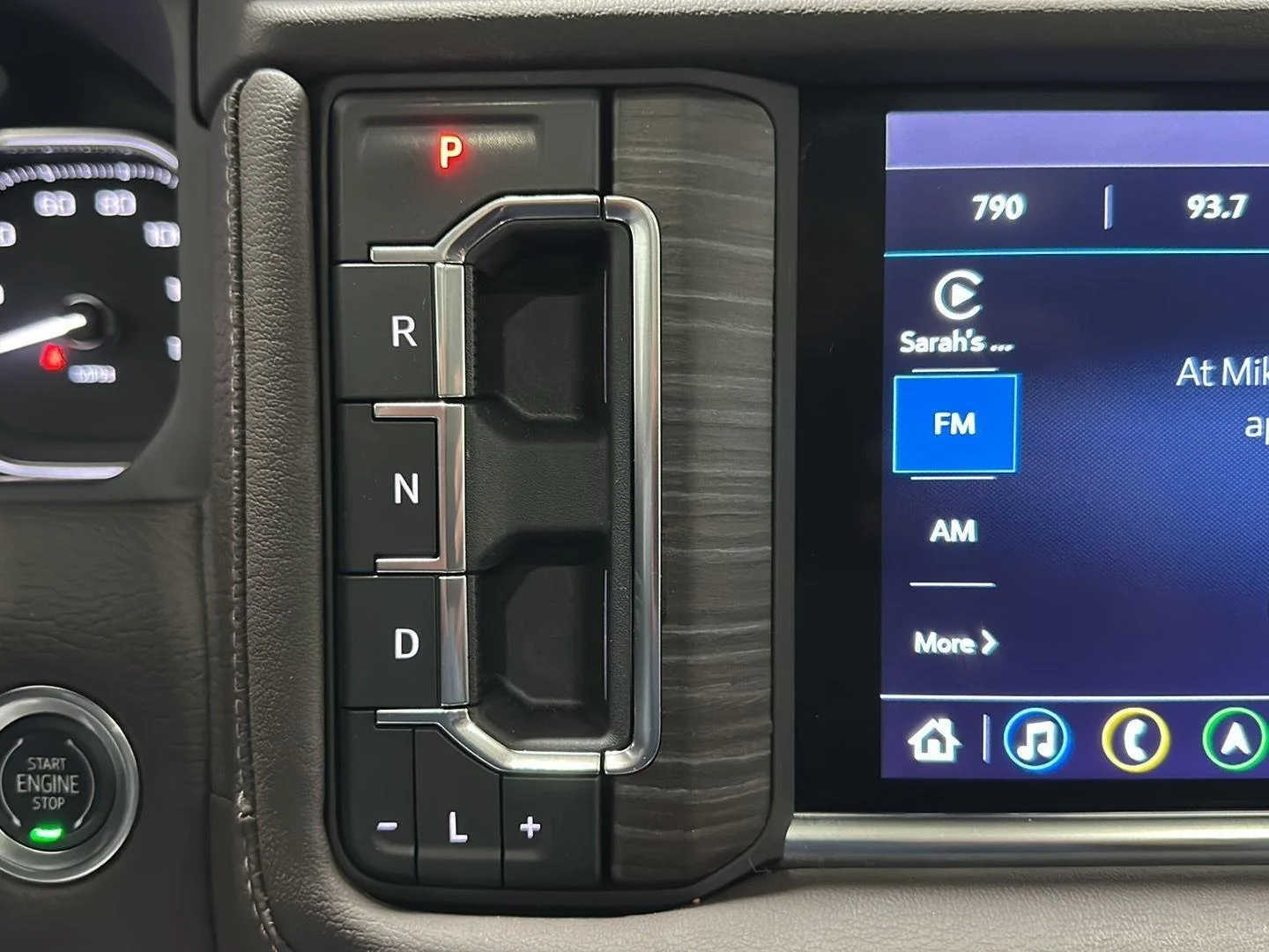 Used 2021 ONYX BLACK GMC Denali image 15