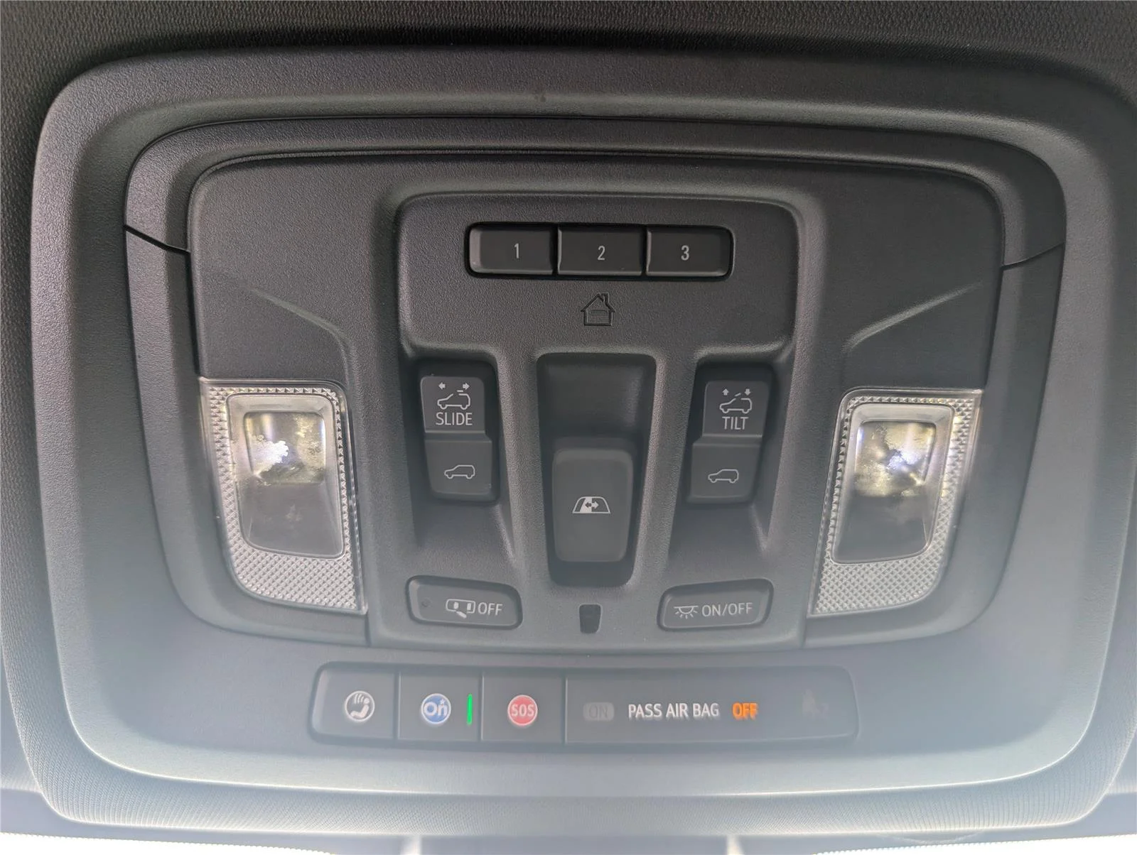 Used 2021 Onyx Black GMC AT4 image 18