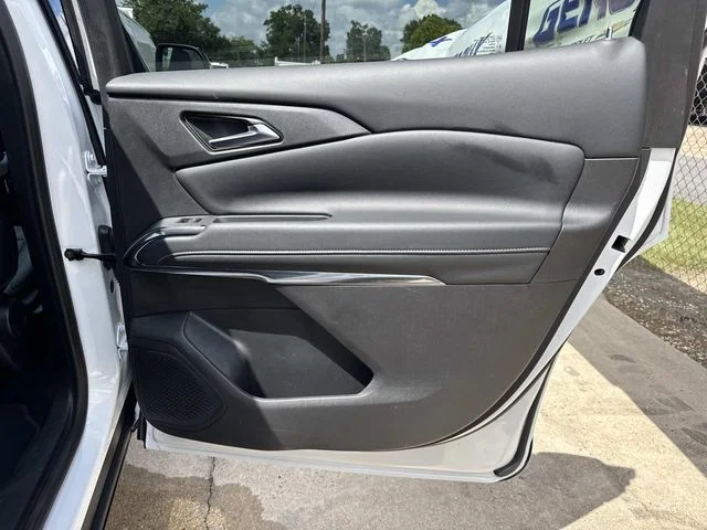 Used 2026 White Chevrolet LT image 22