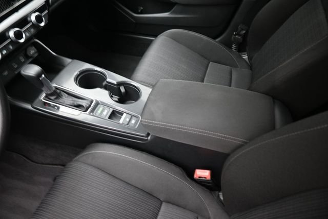 Used 2025  Honda LX image 32