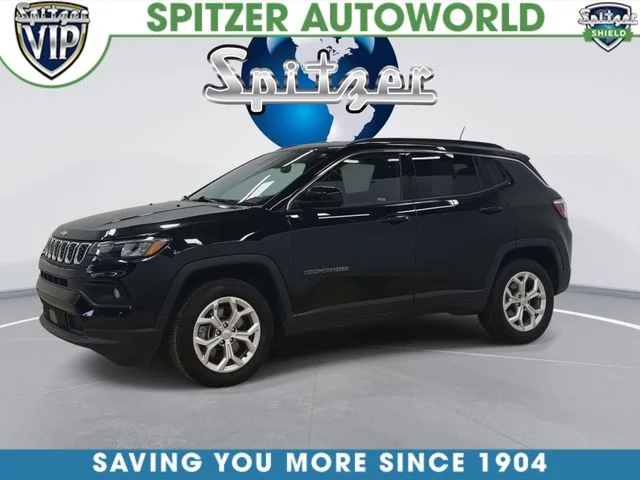 Used 2024 Black Jeep Latitude image 6