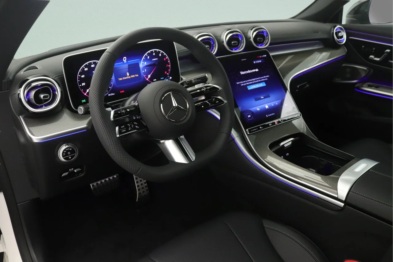 New 2026 Polar White Mercedes-Benz CLE 450 4MATIC® image 4