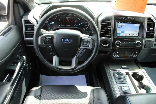 Used 2018 Gray Ford XLT image 26