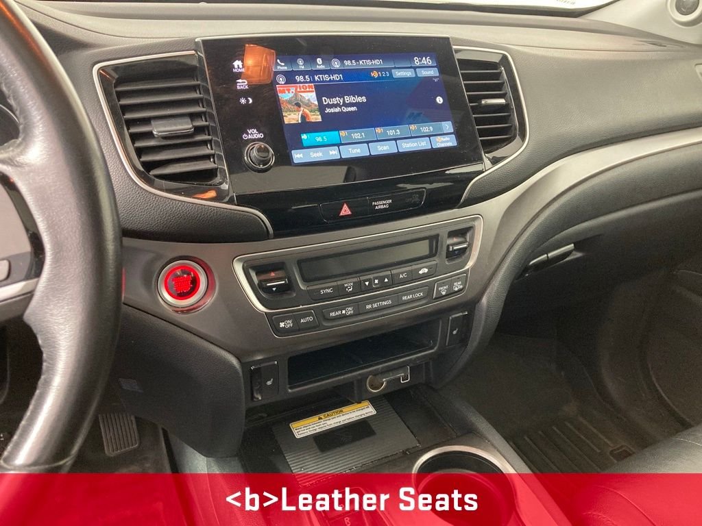 Used 2021 Honda Pilot SE with VIN 5FNYF6H27MB042876 for sale in Monticello, Minnesota