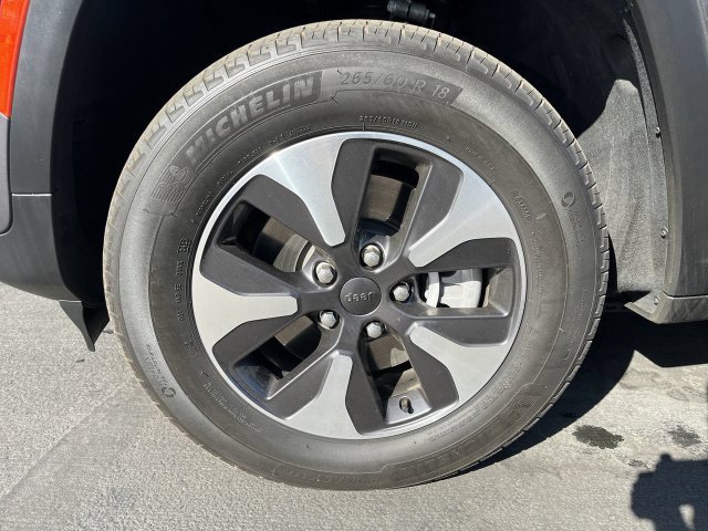 Used 2023 Gray Jeep BASE image 33