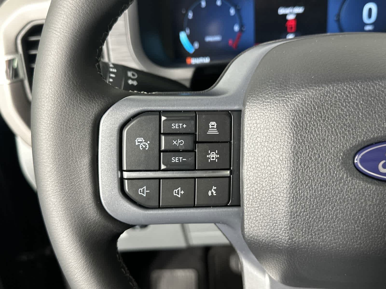 2025 Ford F-150 XLT - Photo 21