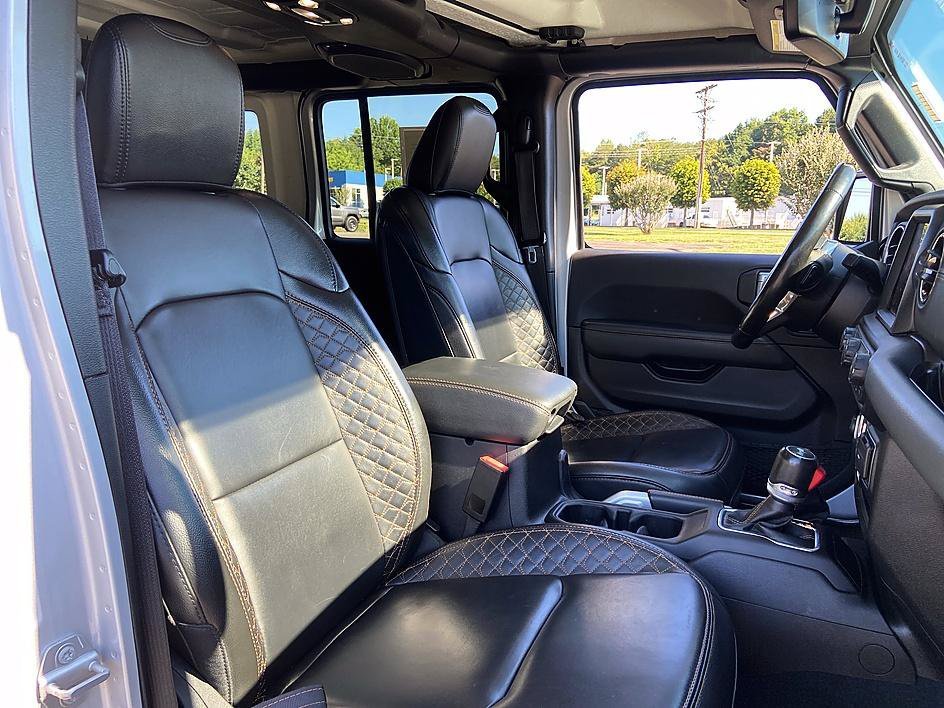 Used 2022 Silver Zynith Clearcoat Jeep Unlimited High Altitude image 17