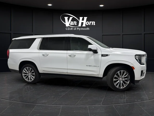 Used 2023 Summit White GMC Denali image 8