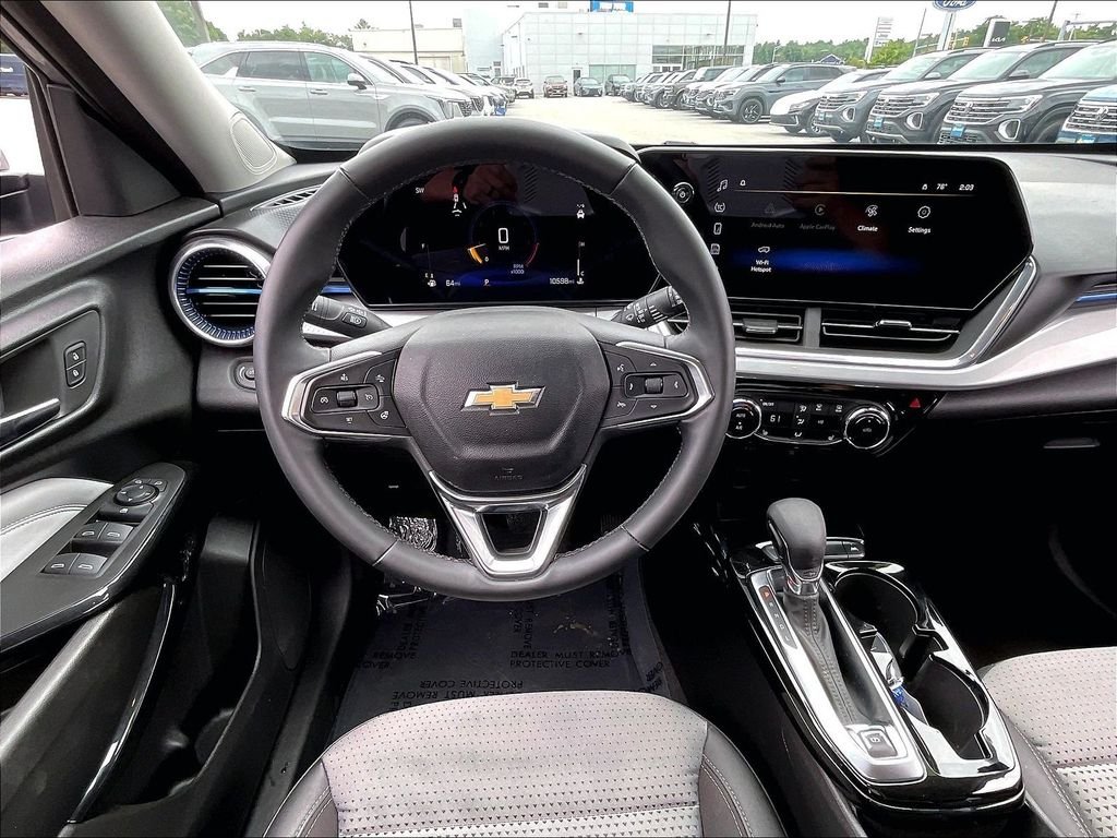 Used 2024 Sterling Gray Metallic Chevrolet LT image 16