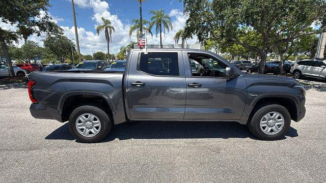 Certified Used 2025 MAGNETIC GRAY MET. Toyota  image 32