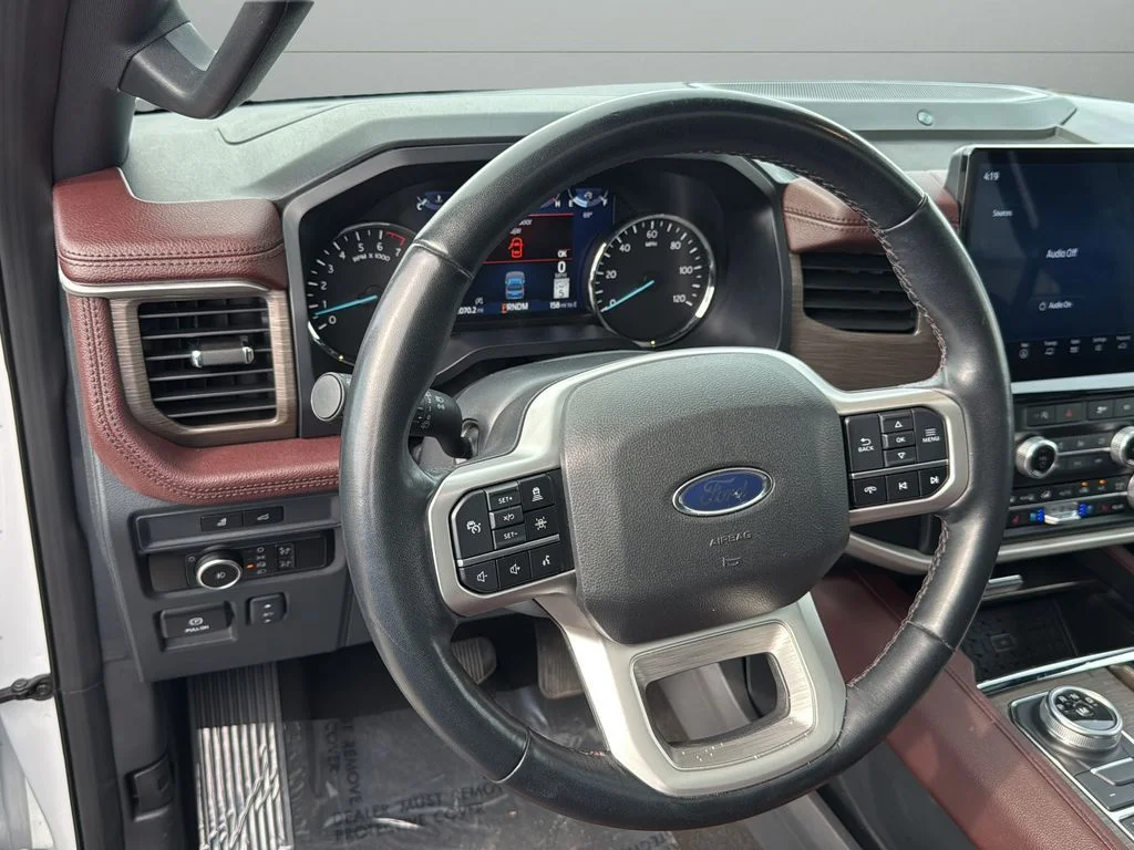 Used 2024 White Ford Limited image 17
