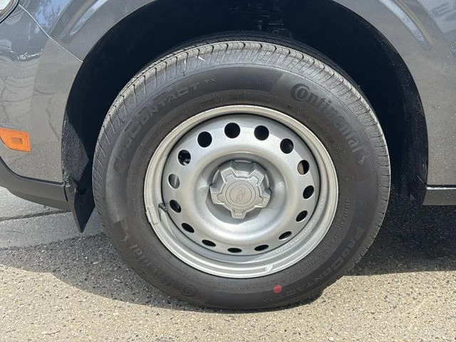 New 2026 Gray Ford XL image 7
