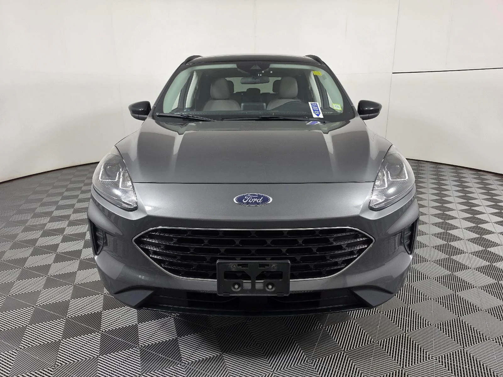 Used 2022 Carbonized Gray Ford SE image 6