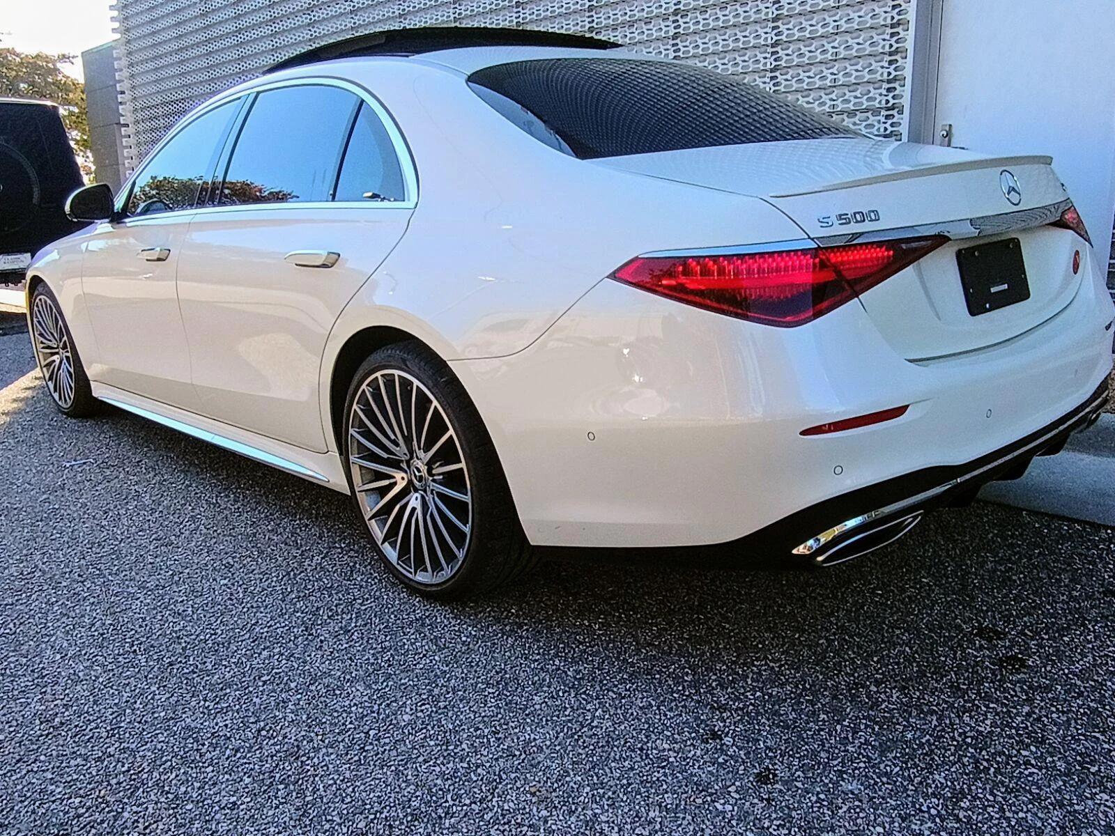 Used 2023 MANUFAKTUR exclusive diamond white bright MERCEDES-BENZ  image 2