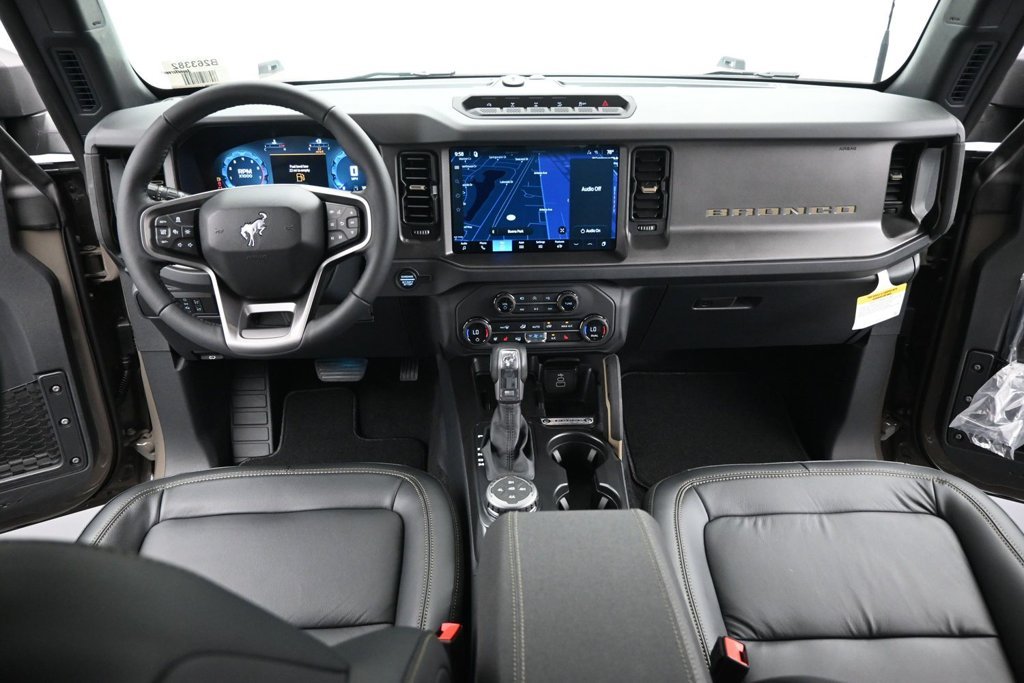 New 2026 Marsh Gray Ford Badlands image 20