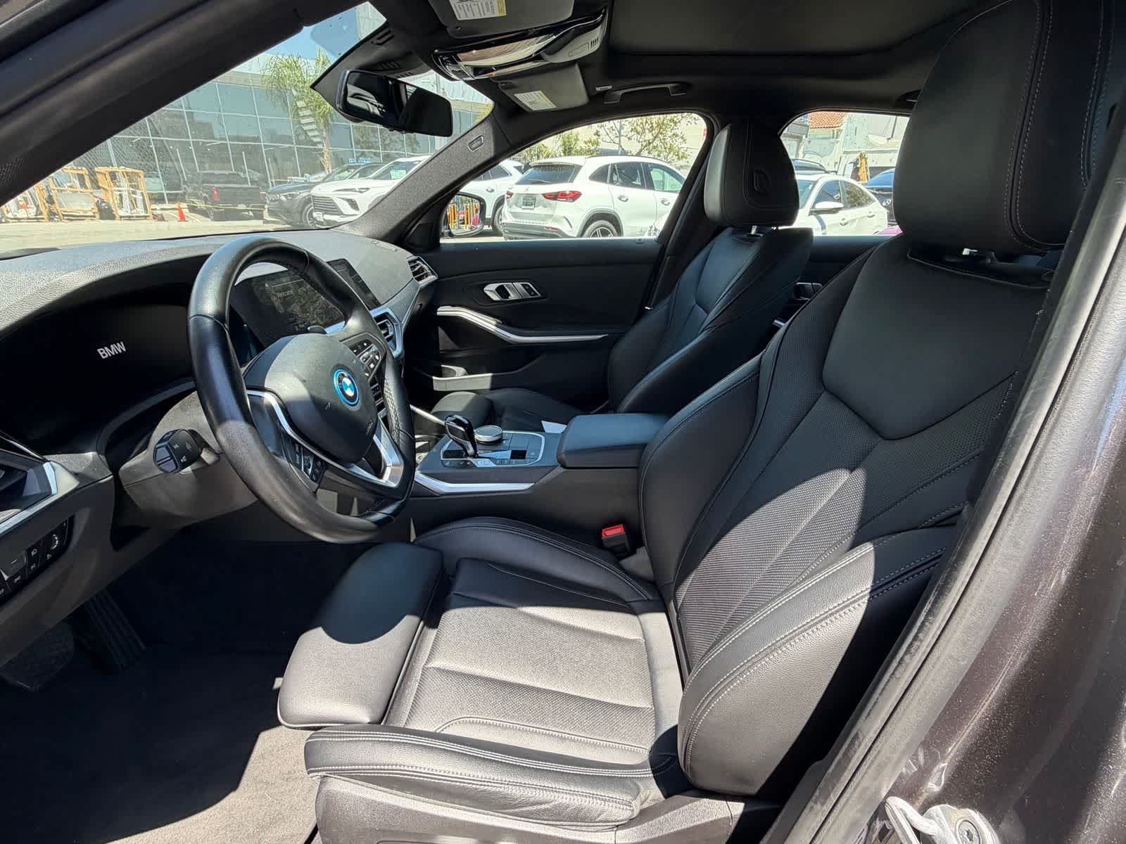 Used 2022 Mineral Grey Metallic BMW 330e image 6
