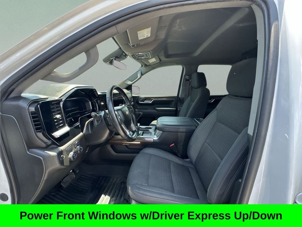 Used 2024 White Chevrolet LT image 18