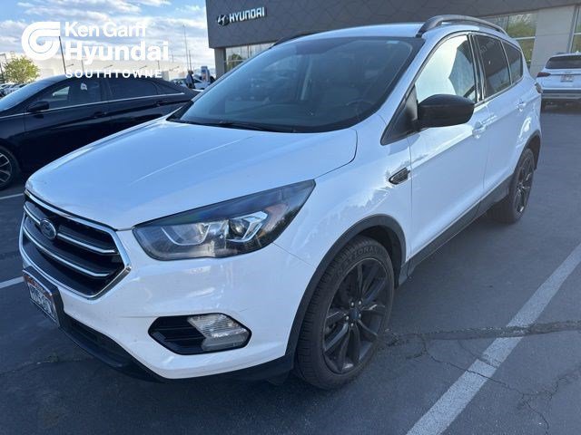 2019 Ford Escape SE 4WD's photo