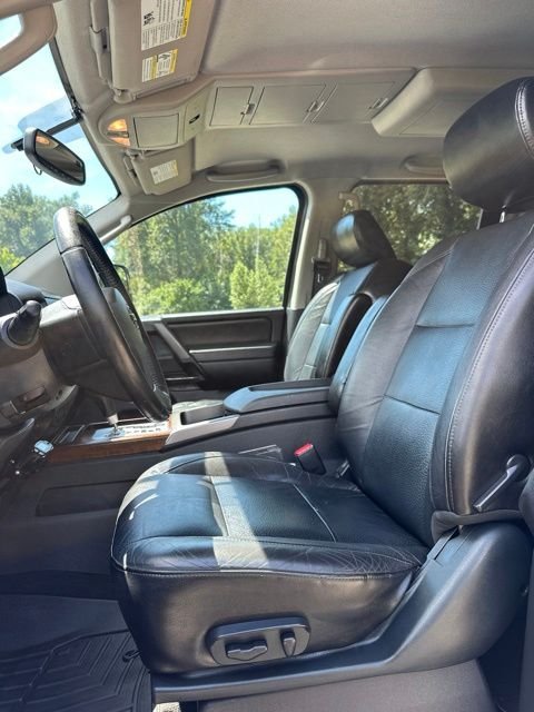 2011 Nissan Titan SL - Photo 12
