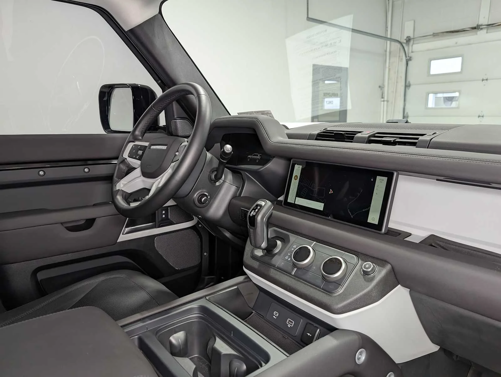 Used 2024 Pearl White satin exterior wrap Land Rover S image 44