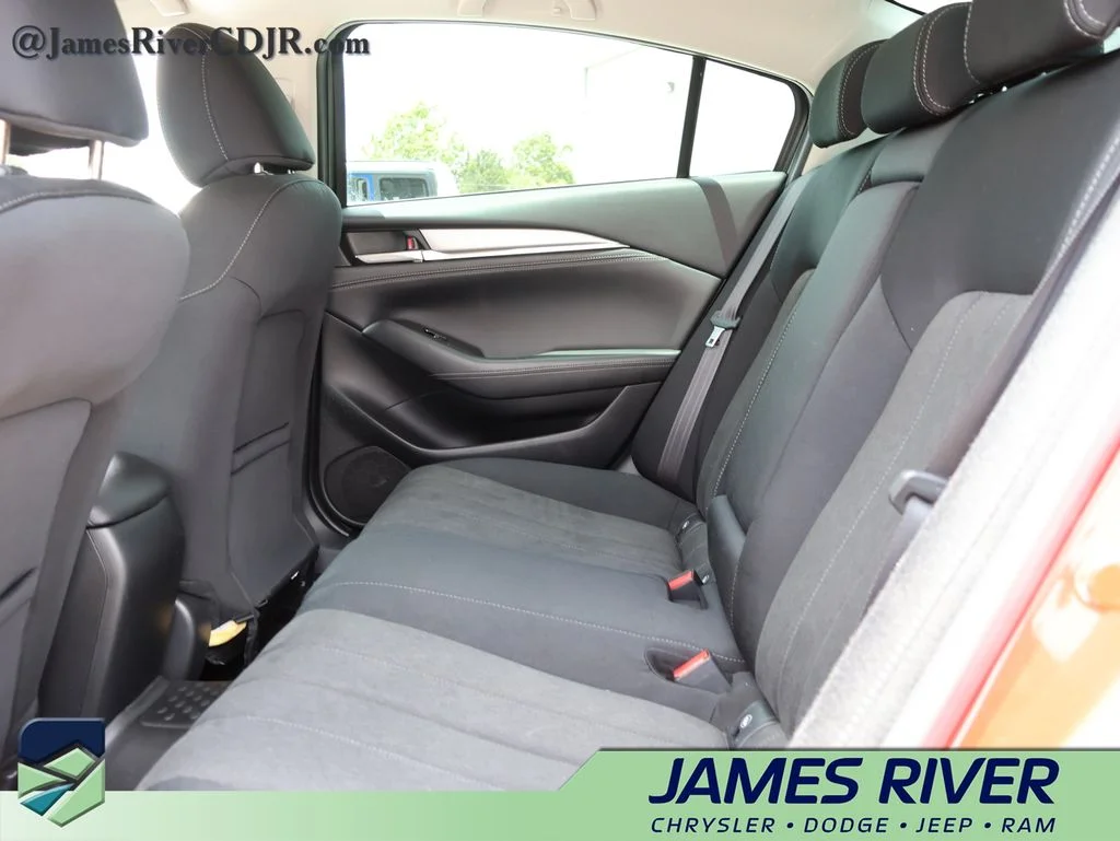 Used 2018 Red Mazda Sport image 17